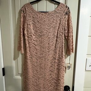 Lace Dress in Dusty Pink